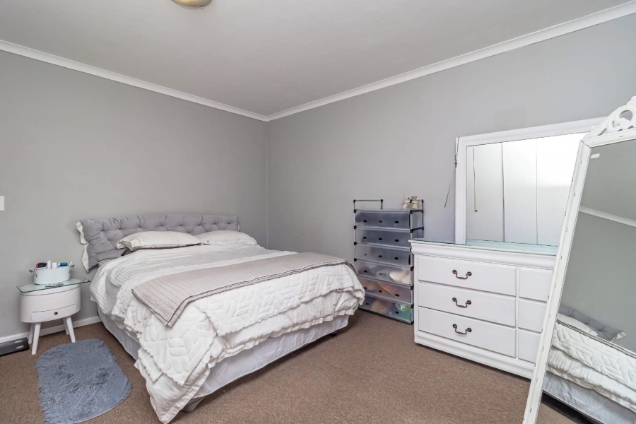 2 Bedroom Property for Sale in West Beach Western Cape